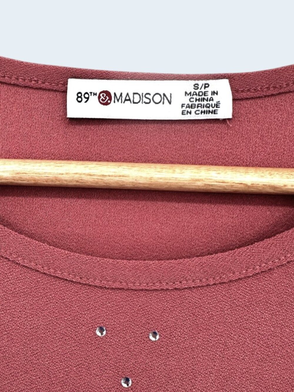 89th & Madison Romantic Rose Petite Top - Picture 2 of 4